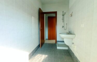 Monolocale con BALCONE come Nuovo