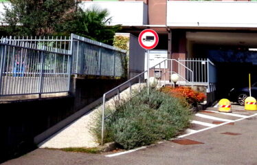 Monolocale con BALCONE come Nuovo