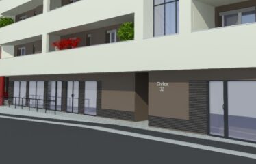 CENTRO ampio spazio commerciale