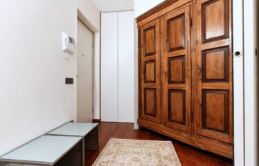 Esclusivo appartamento di tre locali Como Borghi alla “Residenza del Parco”