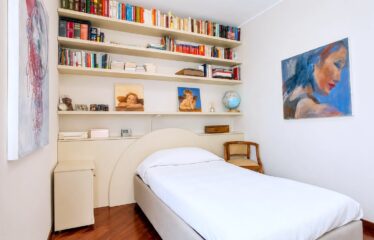 Esclusivo appartamento di tre locali Como Borghi alla “Residenza del Parco”